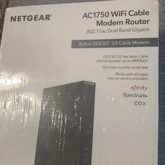 NETGEAR WiFi Cable Modem Router - Picture 3 of 4